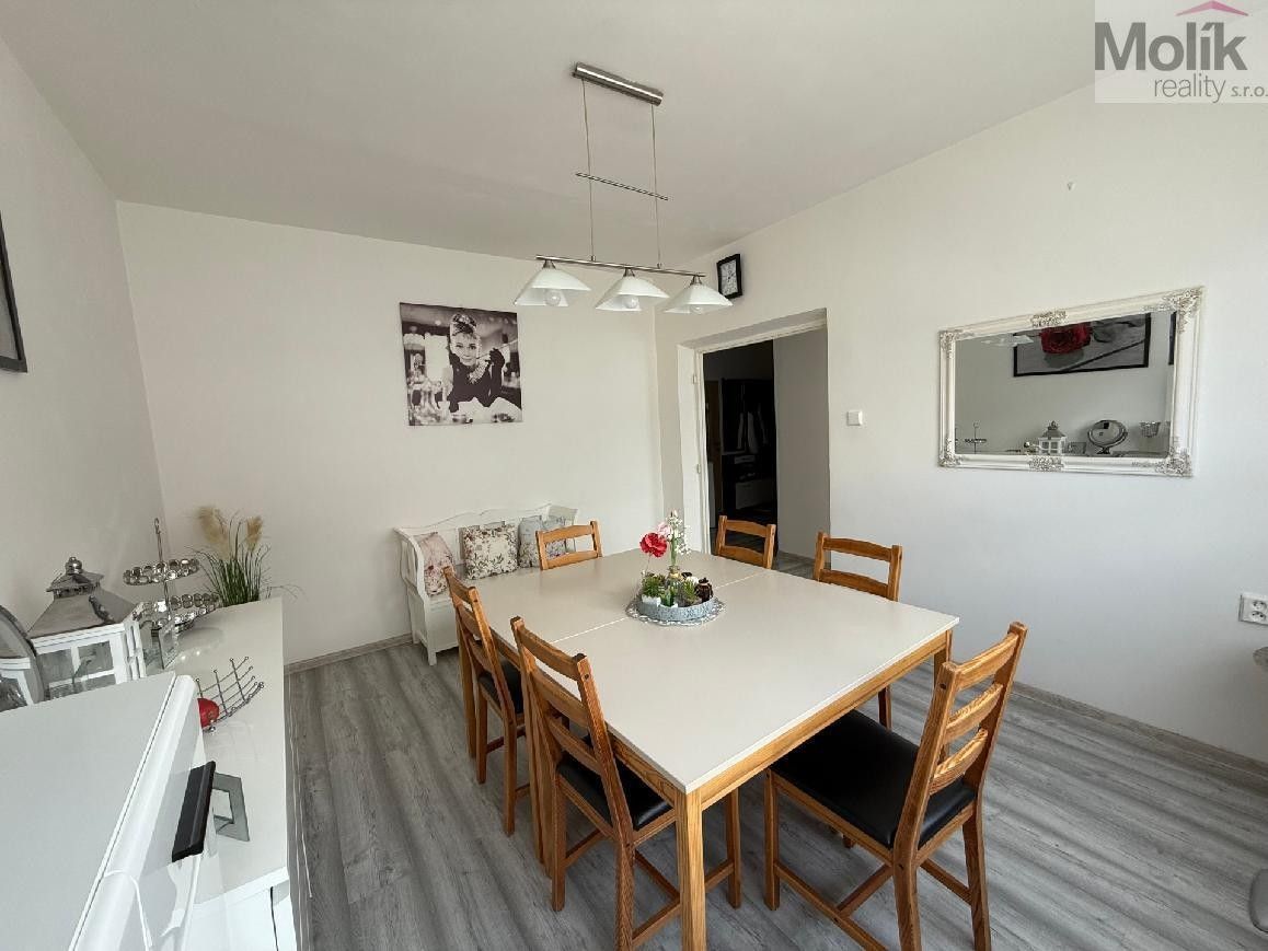 Byt 3+1 · 72 m² · M. Švabinského, Bílina - 3