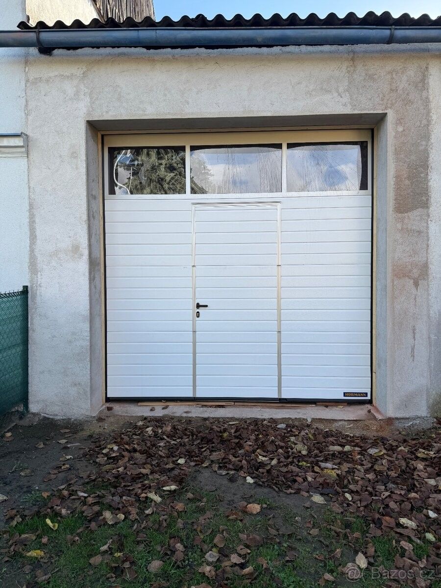 Garáže, Bochov, 364 71