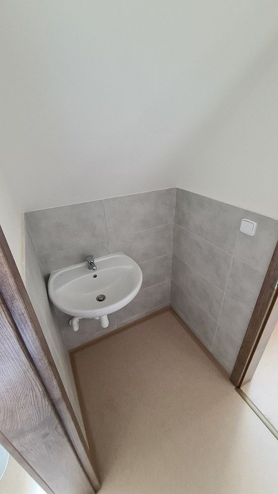 Pronájem kancelář - Milovice, okres Nymburk, Středočeský kraj, 12 m² - 5