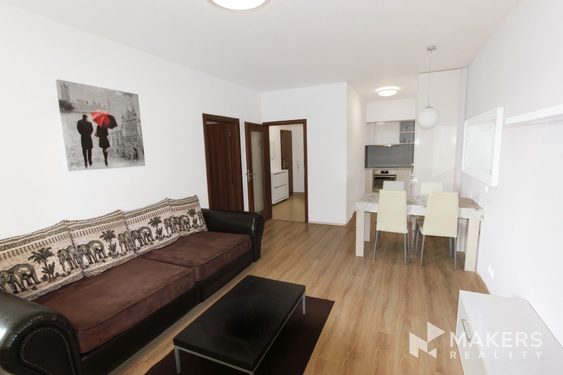 2+kk, Nárožní, Praha, 59 m²