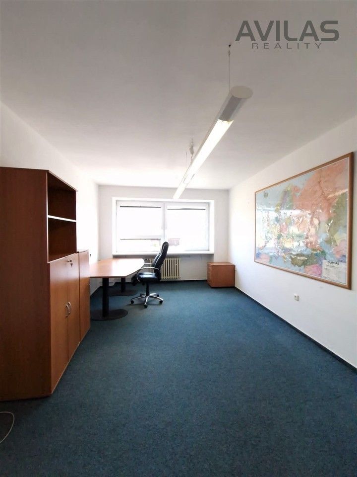 Kanceláře, Ing. Fr. Janečka, Týnec nad Sázavou, 35 m² - 2