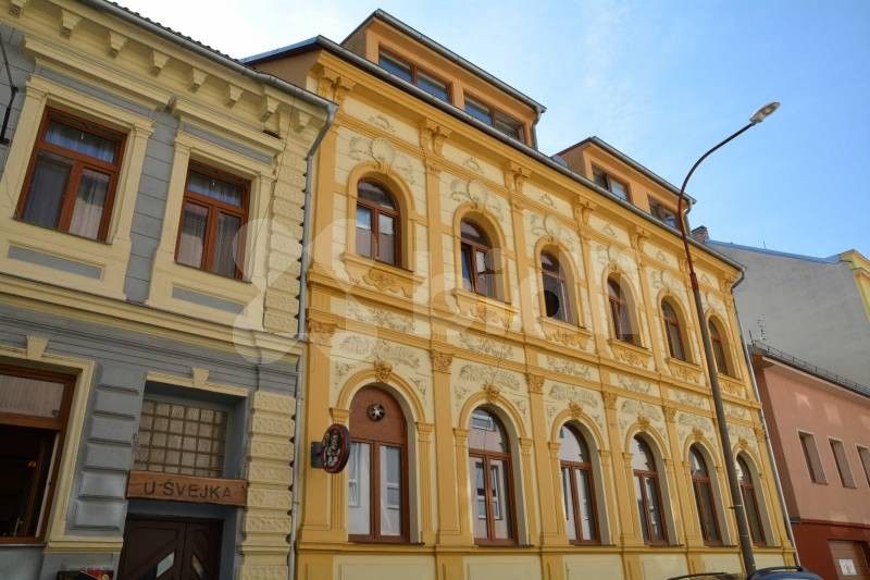 Restaurace, Matice školské, České Budějovice, 270 m²