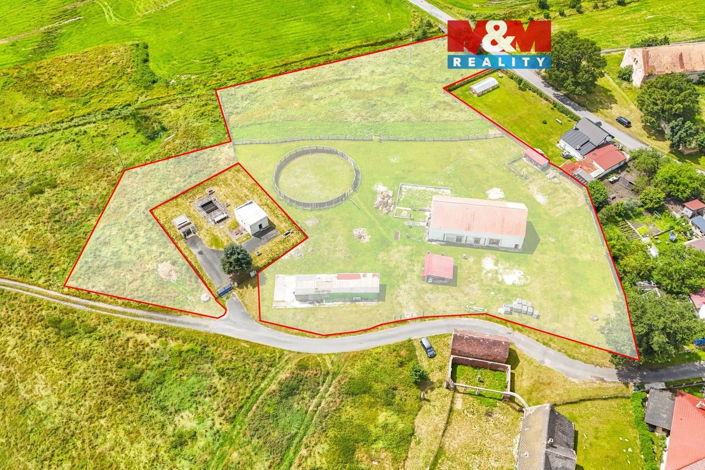 Zemědělské objekty, Křižovatka, 240 m² - 1