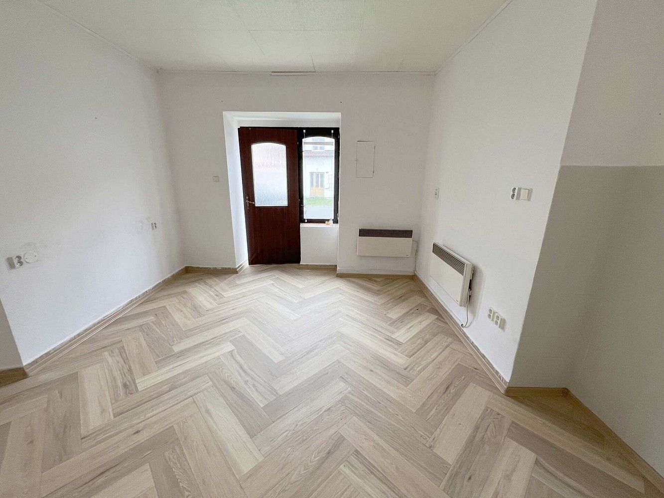 Kancelář · 25 m² · Přeštice, okres Plzeň-jih, Plzeňský kraj - 3