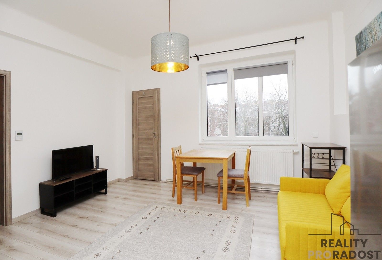 2+kk, Viklefova, Praha, 47 m²