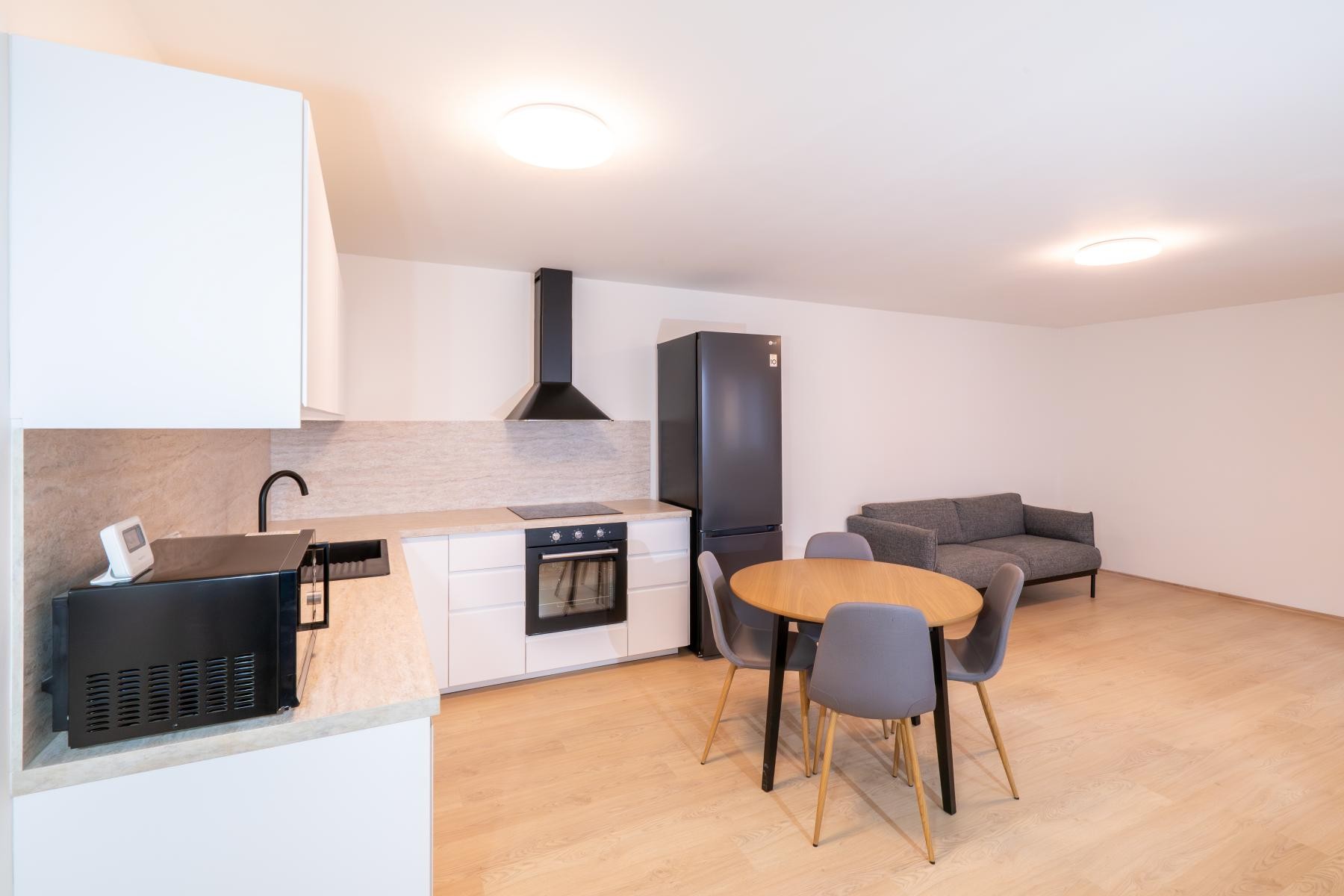 Prodej rodinný dům - Příčná, Jeneč, 98 m² - 5