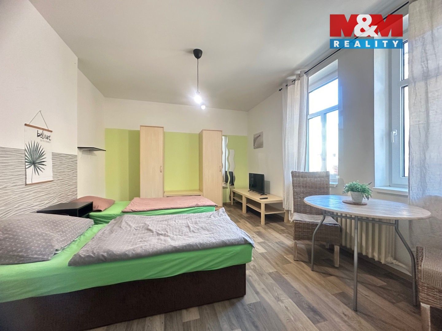 Pronájem rodinný dům - Komenského, Dobrovice, 20 m²