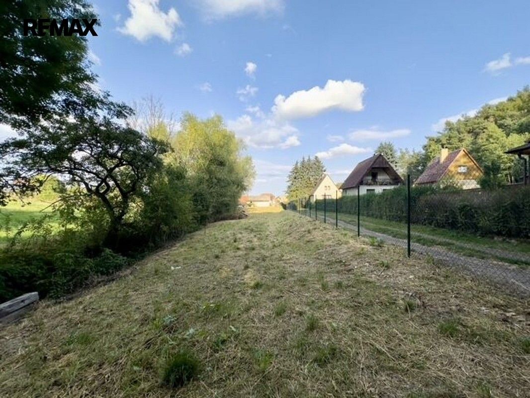 Komerční pozemky, Žerotín, okres Louny - 1