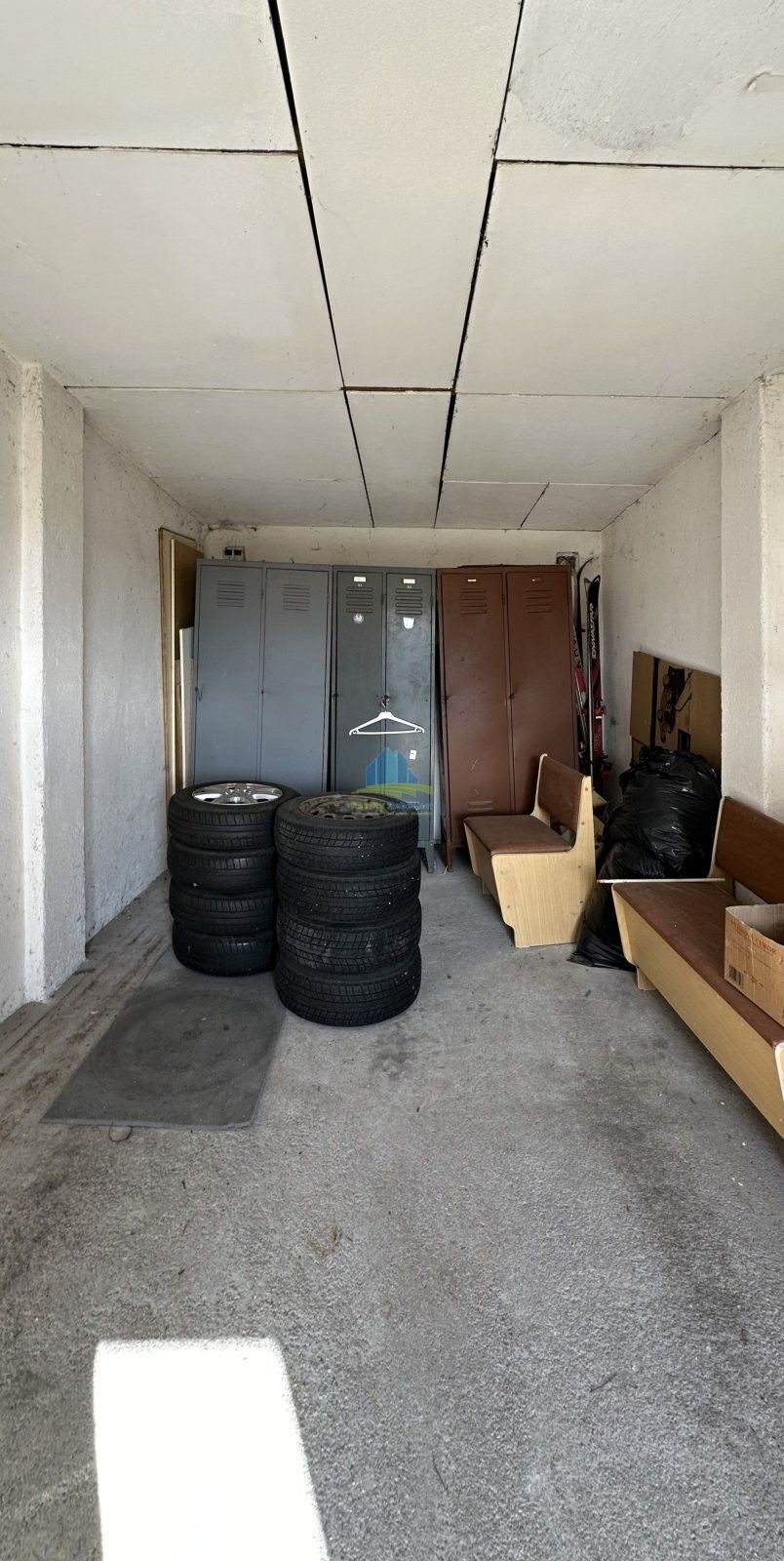 Garáž · 18 m² · Budovatelská, Františkovy Lázně - 3