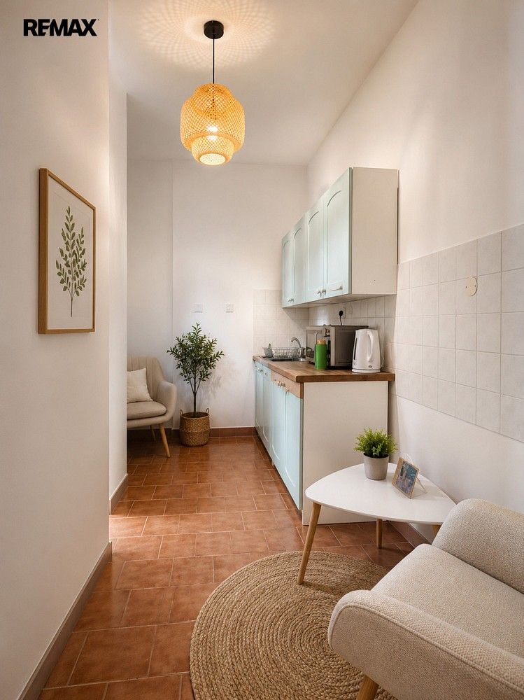 Pronájem kancelář - Praha - Karlín, okres Praha 8, Hlavní město Praha, 15 m² - 5