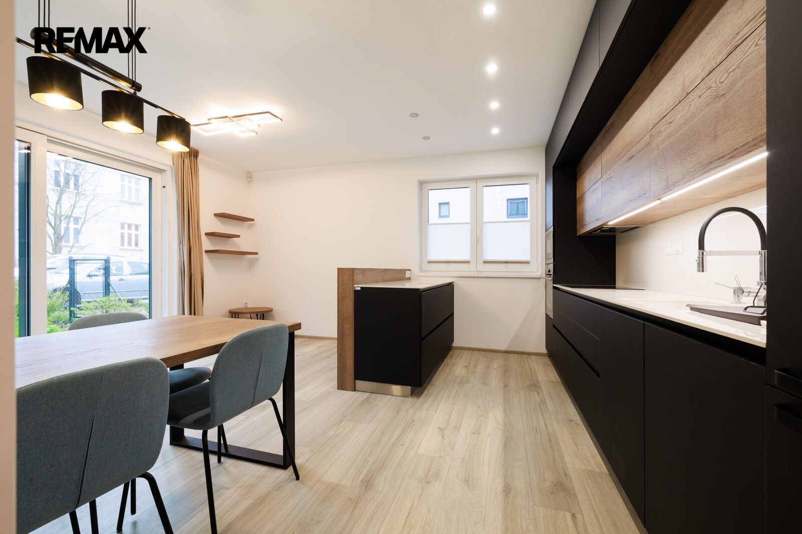 3+kk, Husova, Hronov, 71 m² - 2