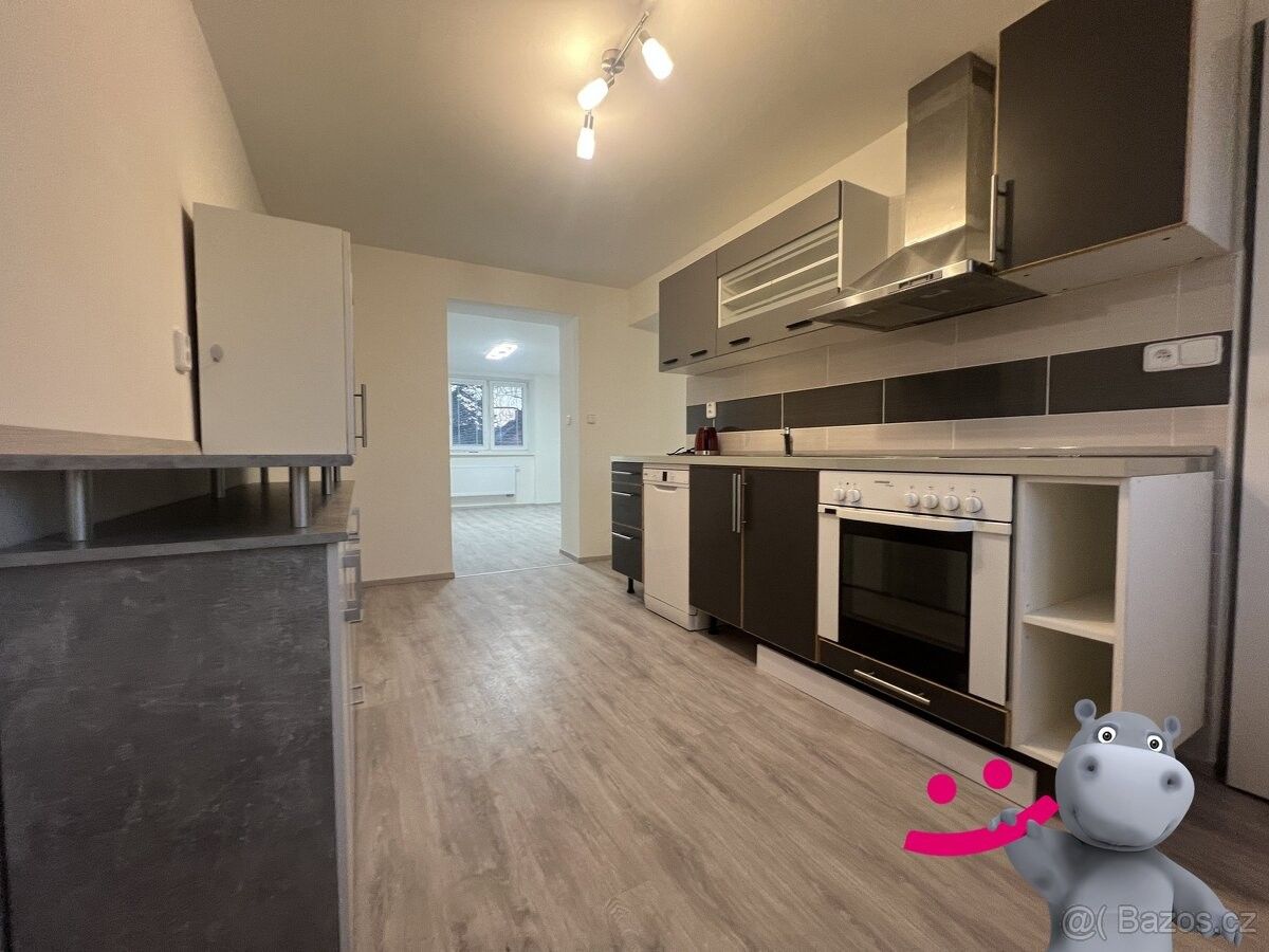 Byty, Nelahozeves, 277 51