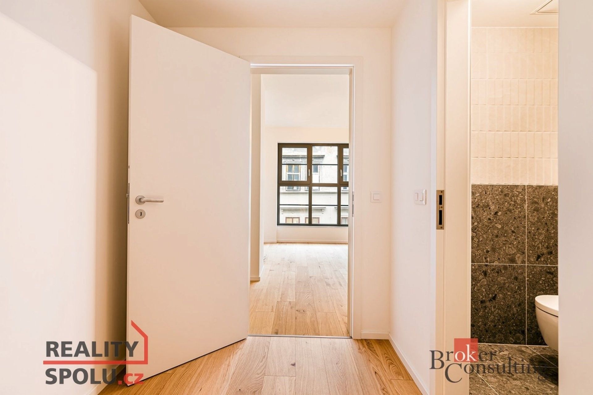 Pronájem byt 1+kk - Bratislavská,Brno-sever,Brno, 23 m²