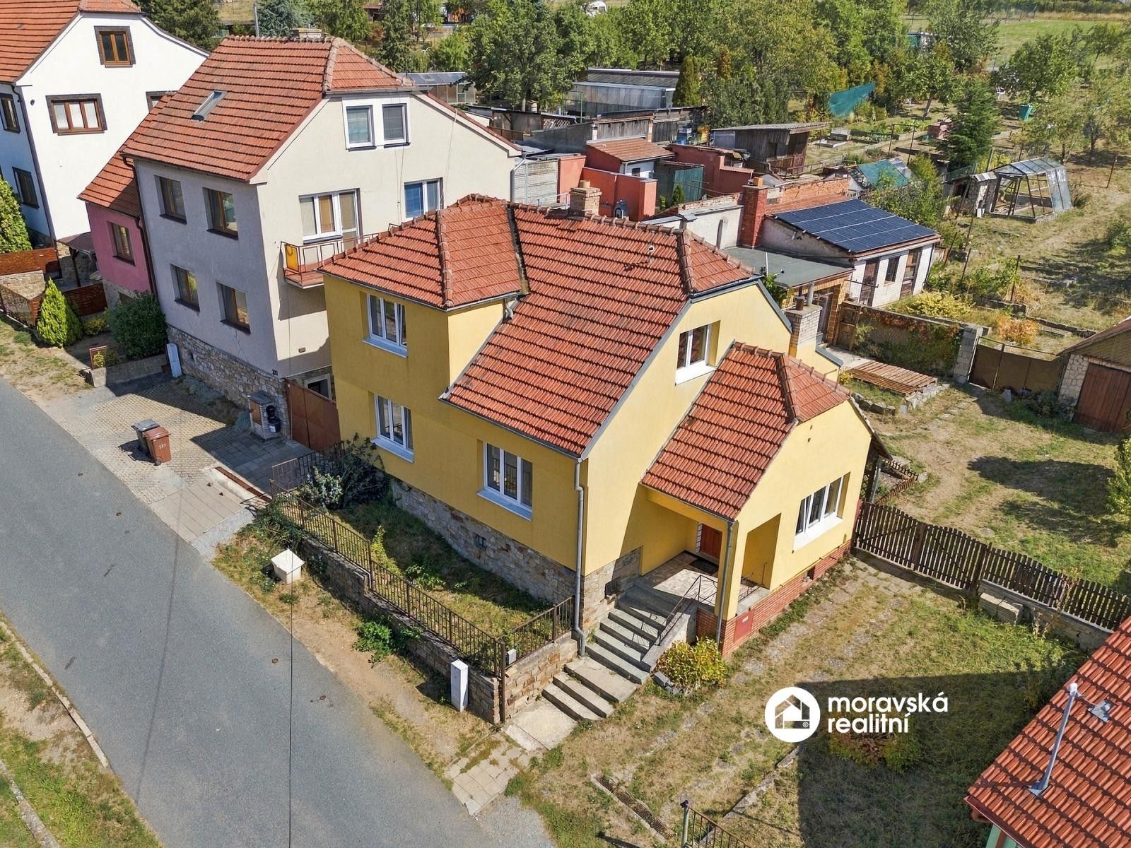 Prodej rodinný dům - Zakřany, 193 m² - 1