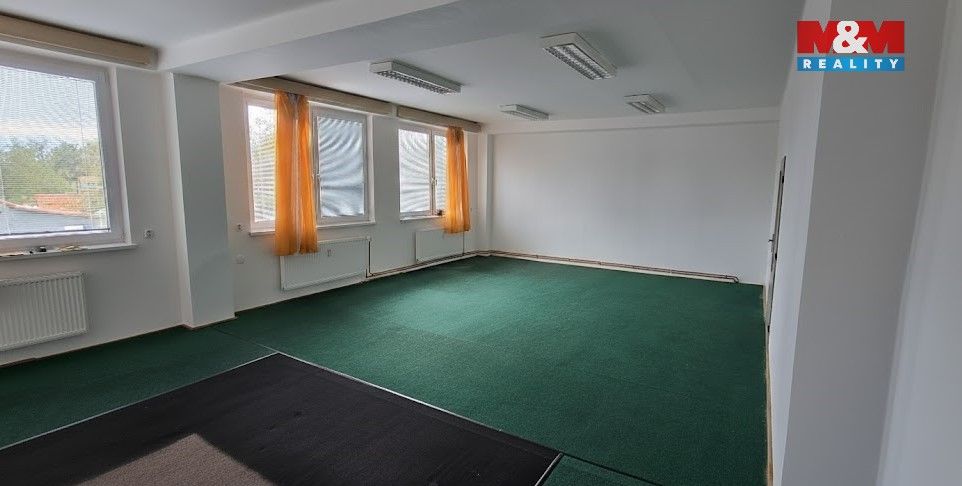 Pronájem kancelář - Kestřany, 51 m²