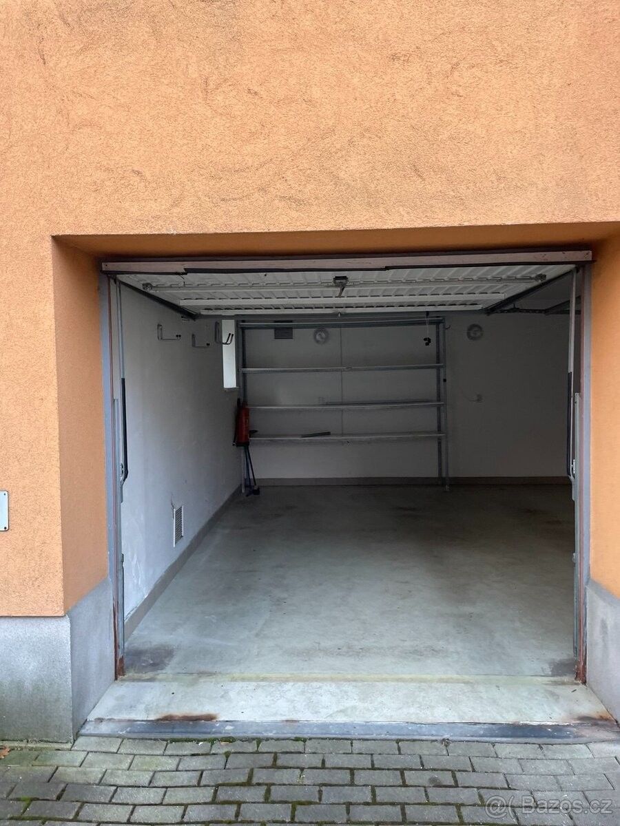 Garáže, Liberec, 460 06