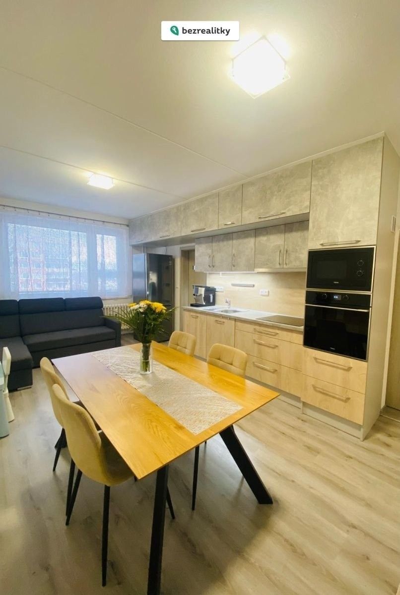 3+kk, Průběžná, Milovice, 60 m²