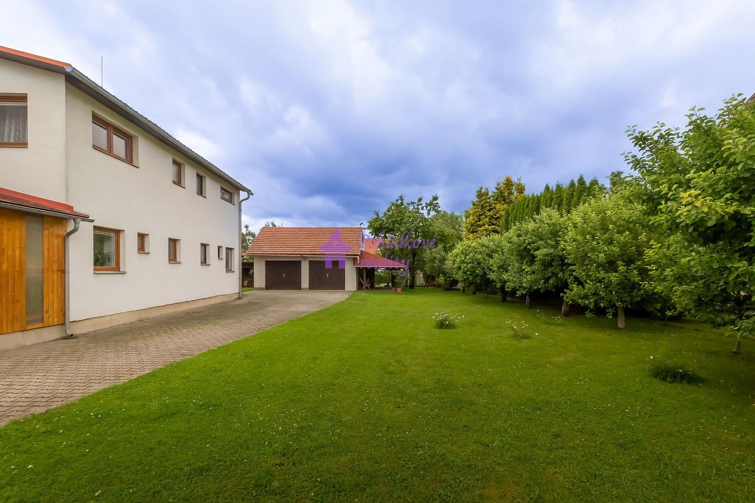 Rodinné domy, Šumperská, Vikýřovice, okres Šumperk, 355 m² - 2