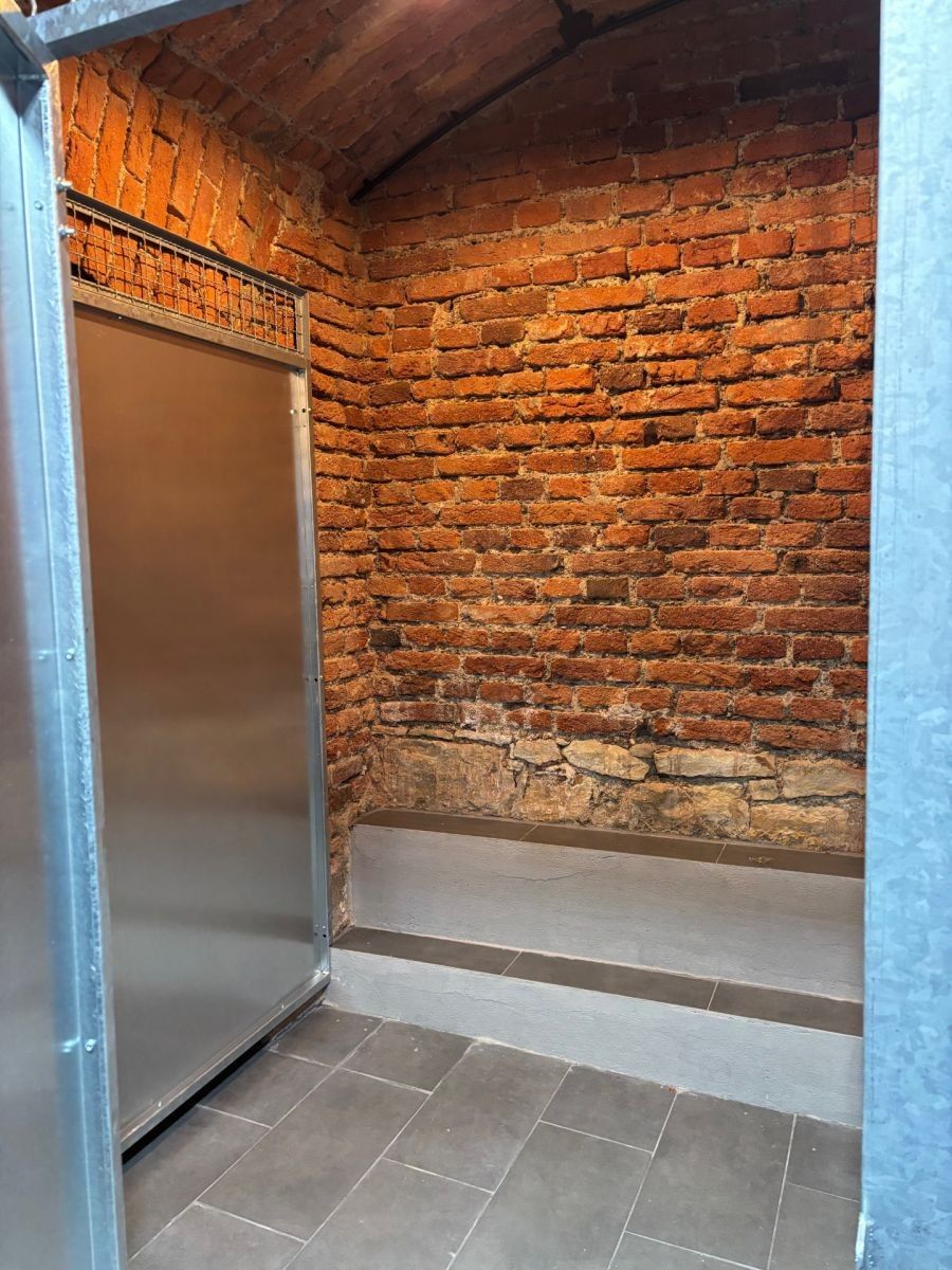Obchodní prostory · 3 m² · Dienzenhoferovy sady, Praha - Smíchov - 3