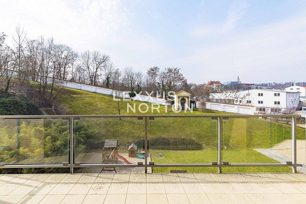 6+kk a více, Praha - Bubeneč, okres Praha 6, Hlavní město Praha, 325 m² - 2