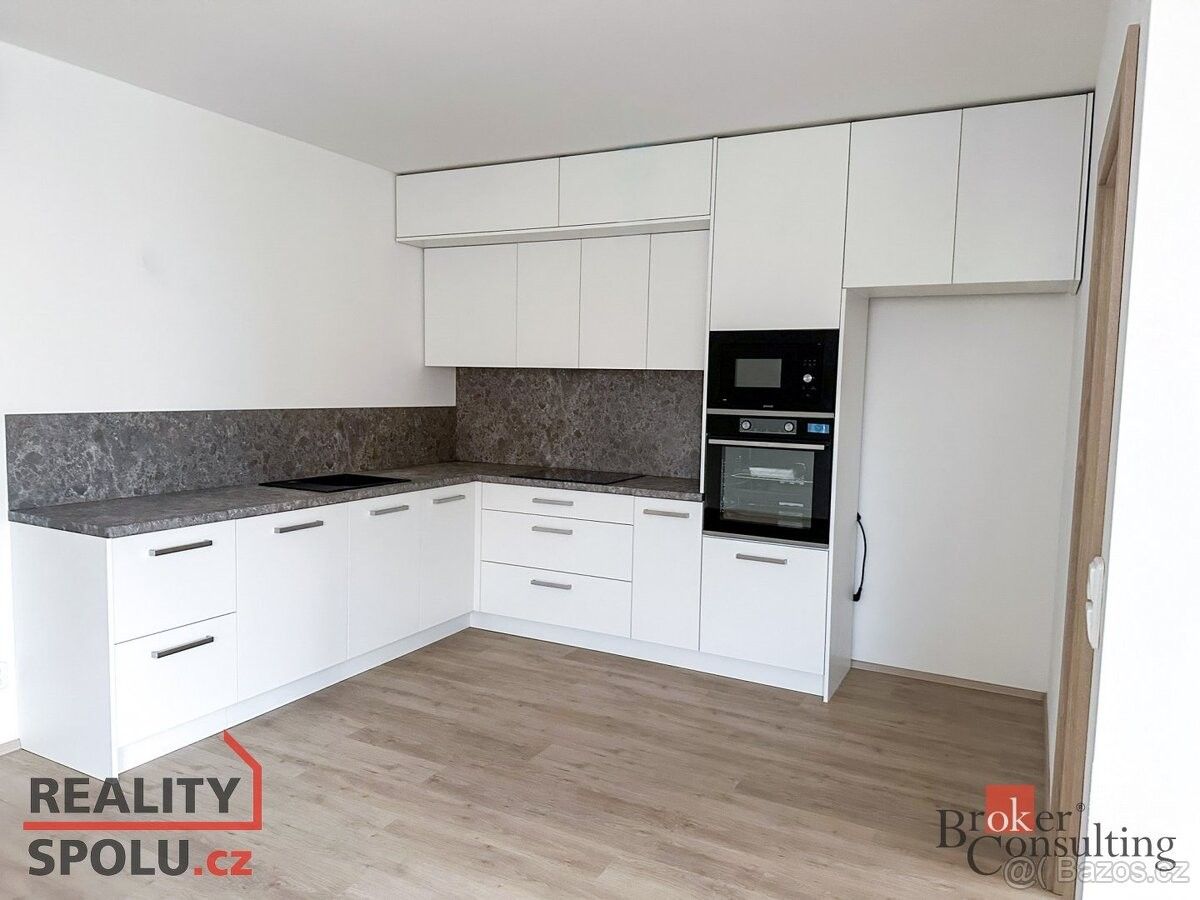 Byty, Pohořelice, 691 23