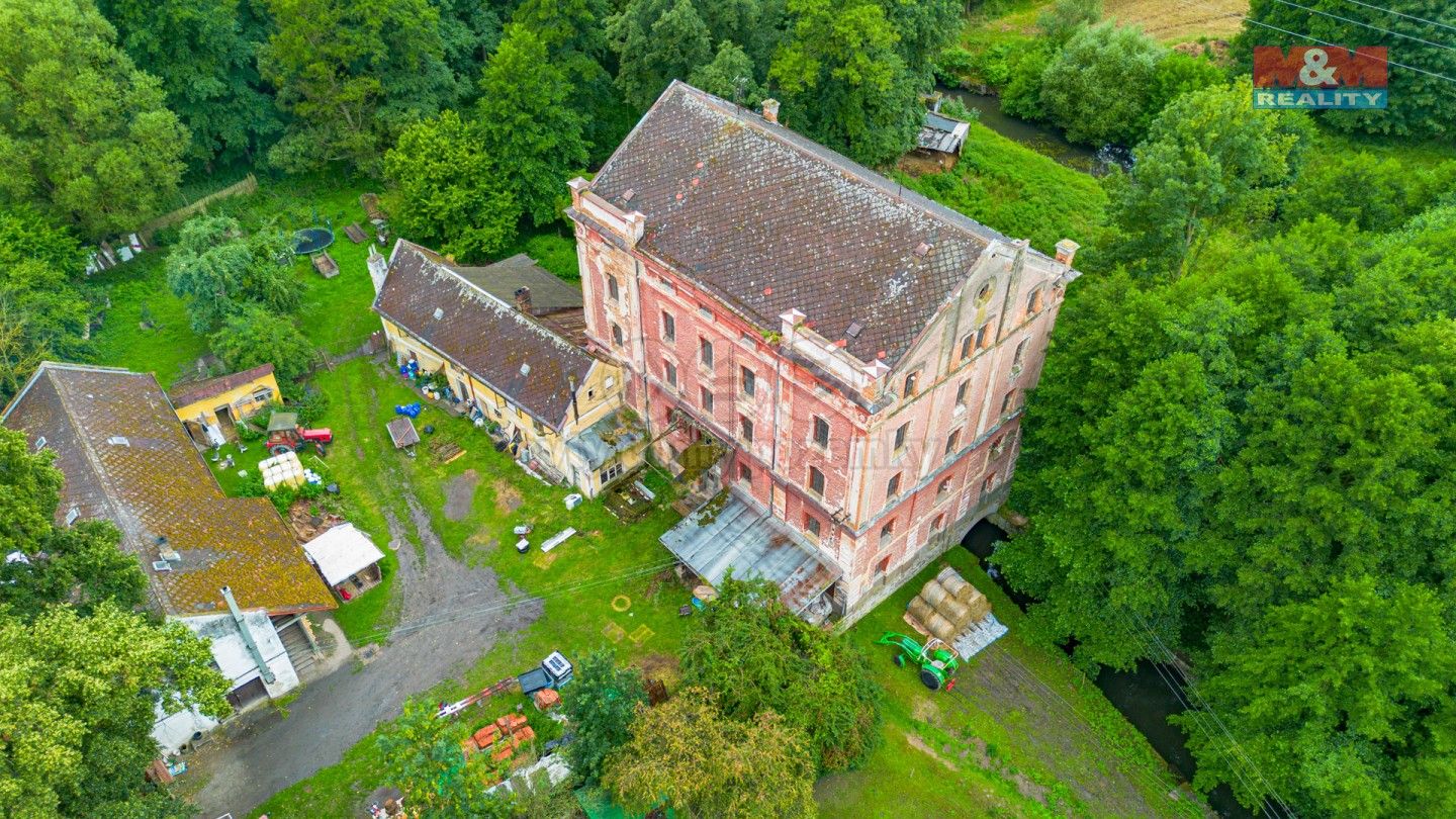 Památky, Beňovy, Klatovy, 934 m²