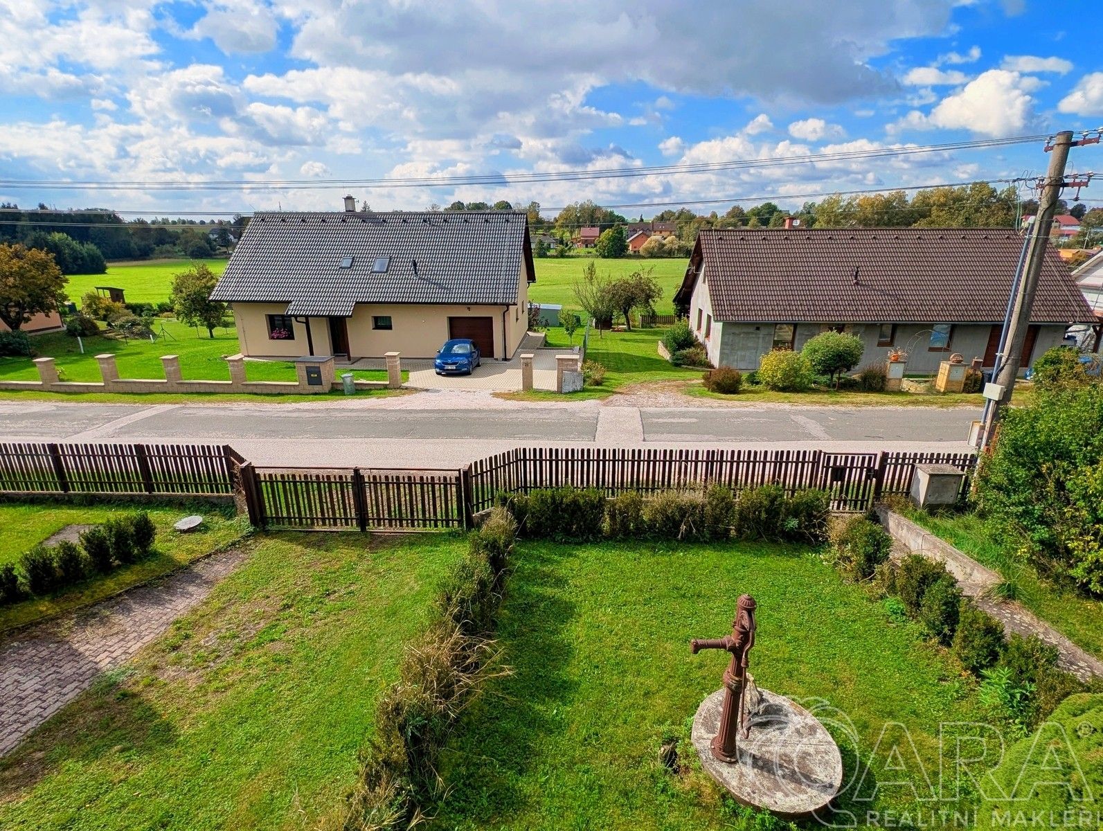 Prodej rodinný dům - Dolánky, Dřevěnice, 205 m²