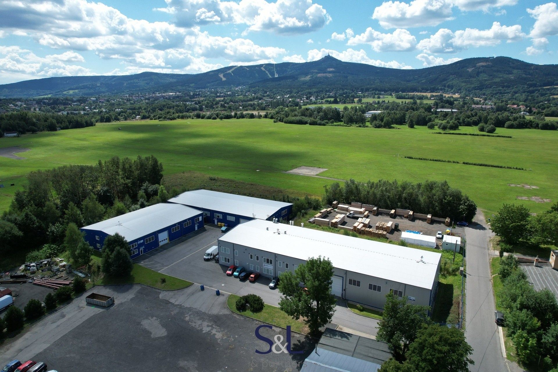 Sklady, Partyzánská, Liberec, 480 m²