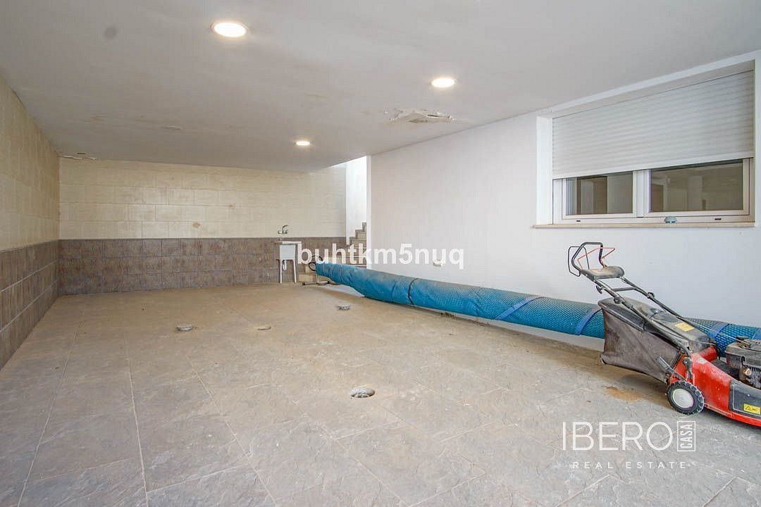 Rodinný dům · 810 m² · L'Alfás del Pi, ES - 4