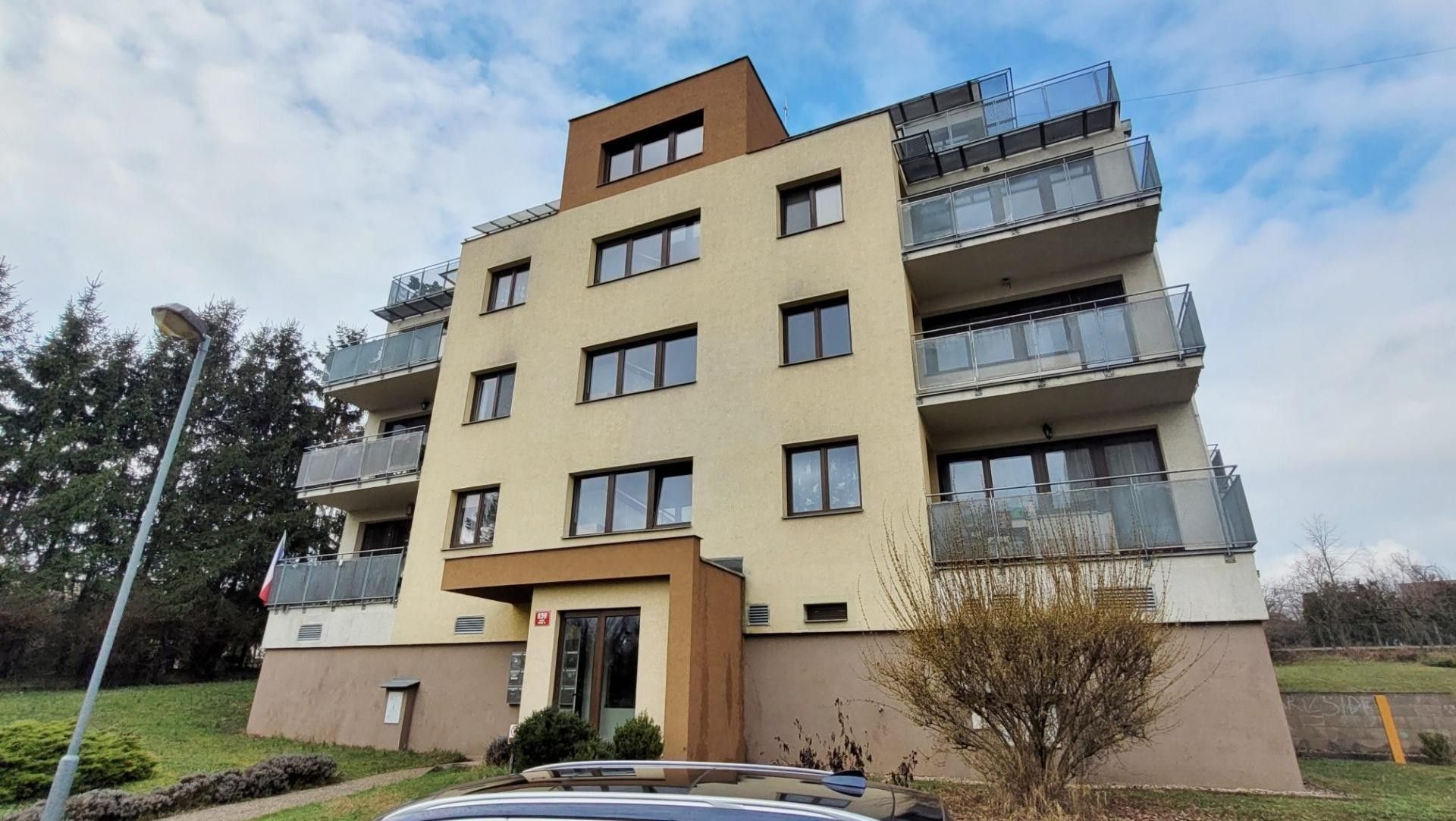 2+kk, Dubeč, Praha, 61 m²