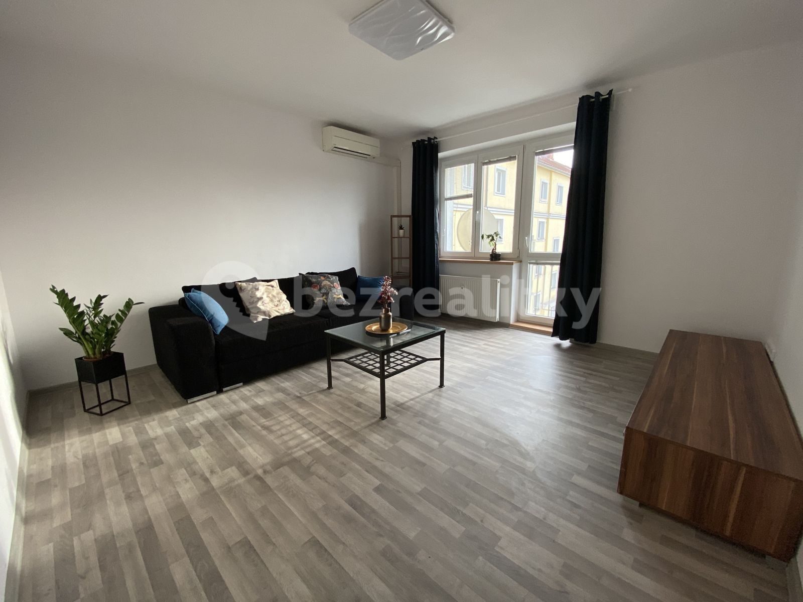 2+1, Náměstí Dukelských Hrdinů, Pardubice - Pardubice, Pardubický kraj, 60 m² - 2