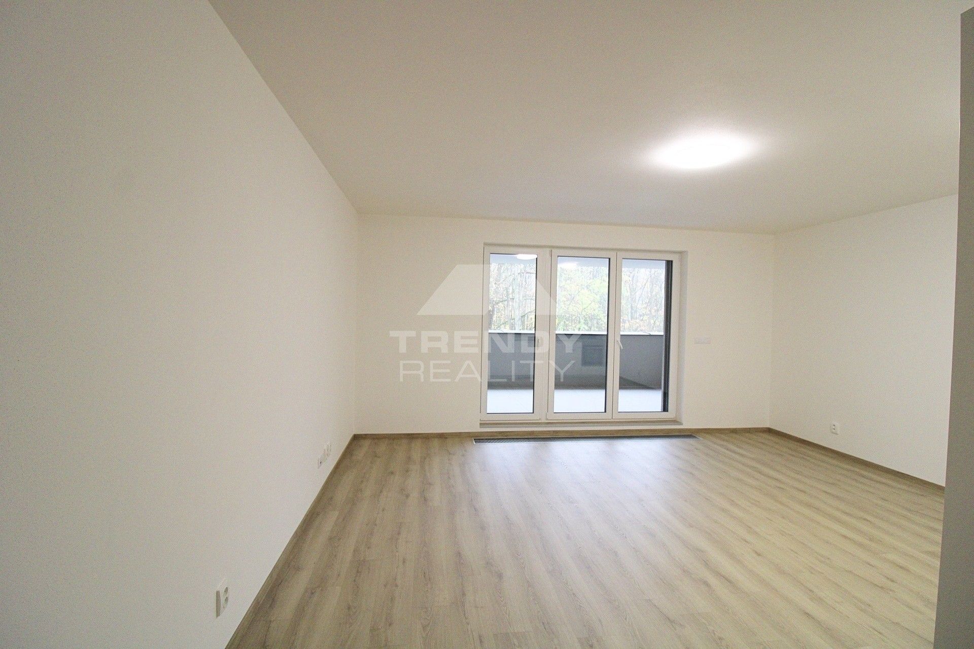 2+kk, Heyrovského,Doudlevce,Plzeň, 60 m² - 2
