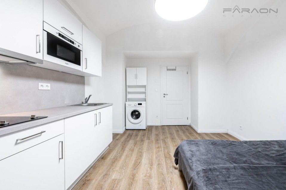 Byt 1+kk · 26 m² · Petrská, Praha - 4