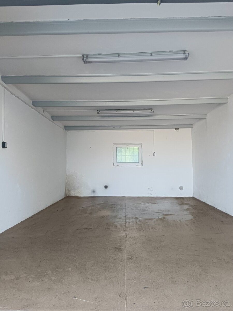 Pronájem garáž - Zlaté Hory v Jeseníkách, 793 76