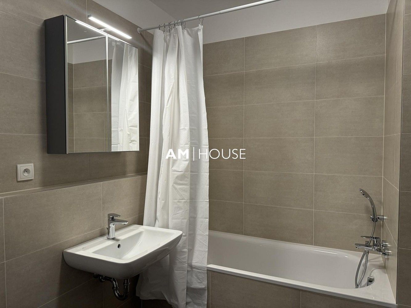 1+kk, Praha - Letňany, okres Praha 18, Hlavní město Praha, 52 m² - 2