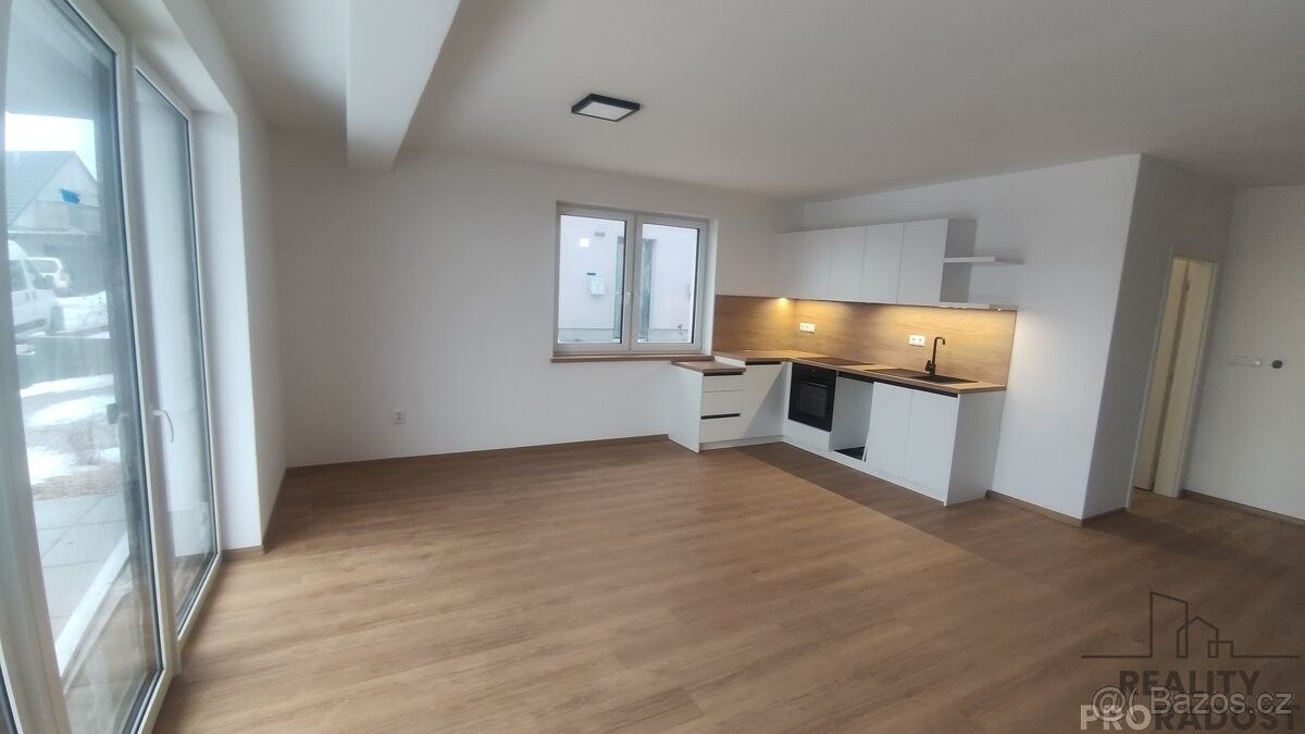 Pronájem kancelář - Rapotice, 675 73