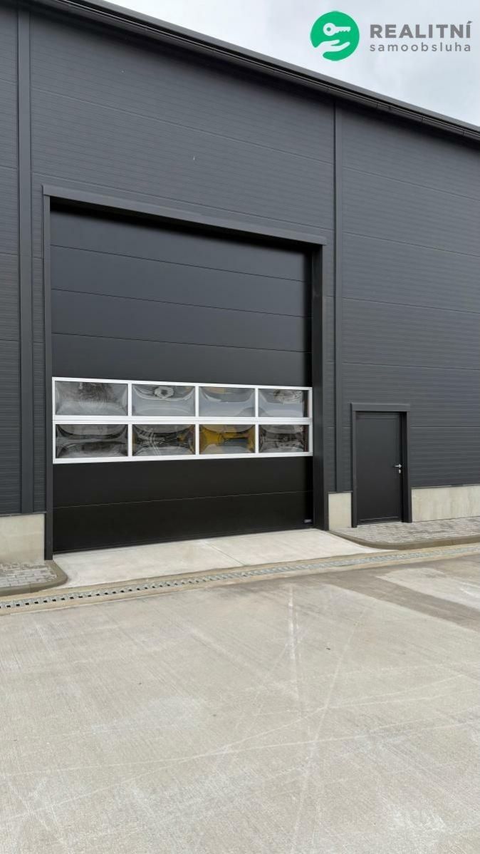 Pronájem sklad - Hořovice, 600 m²