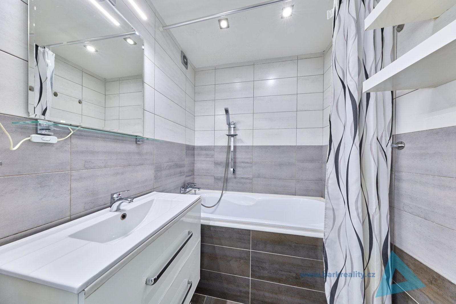 Byt 4+1 · 77 m² · K Hájku, Nová Paka - 3