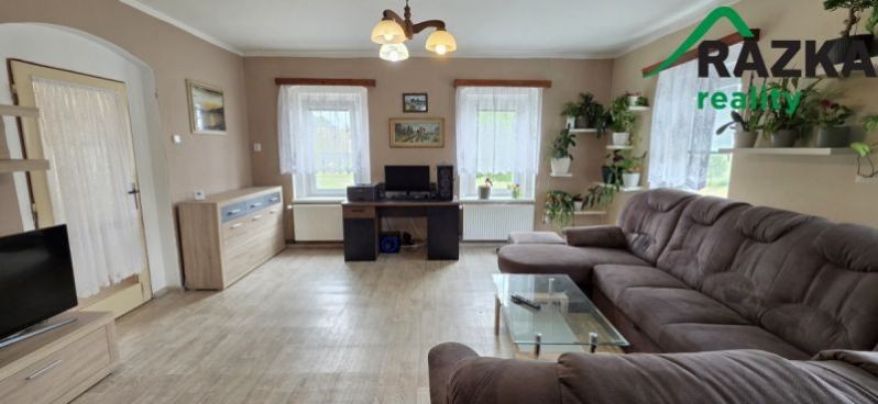 Rodinný dům · 140 m² · Přes, Hostouň - 3
