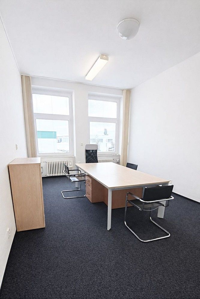 Kancelář, 24 m²