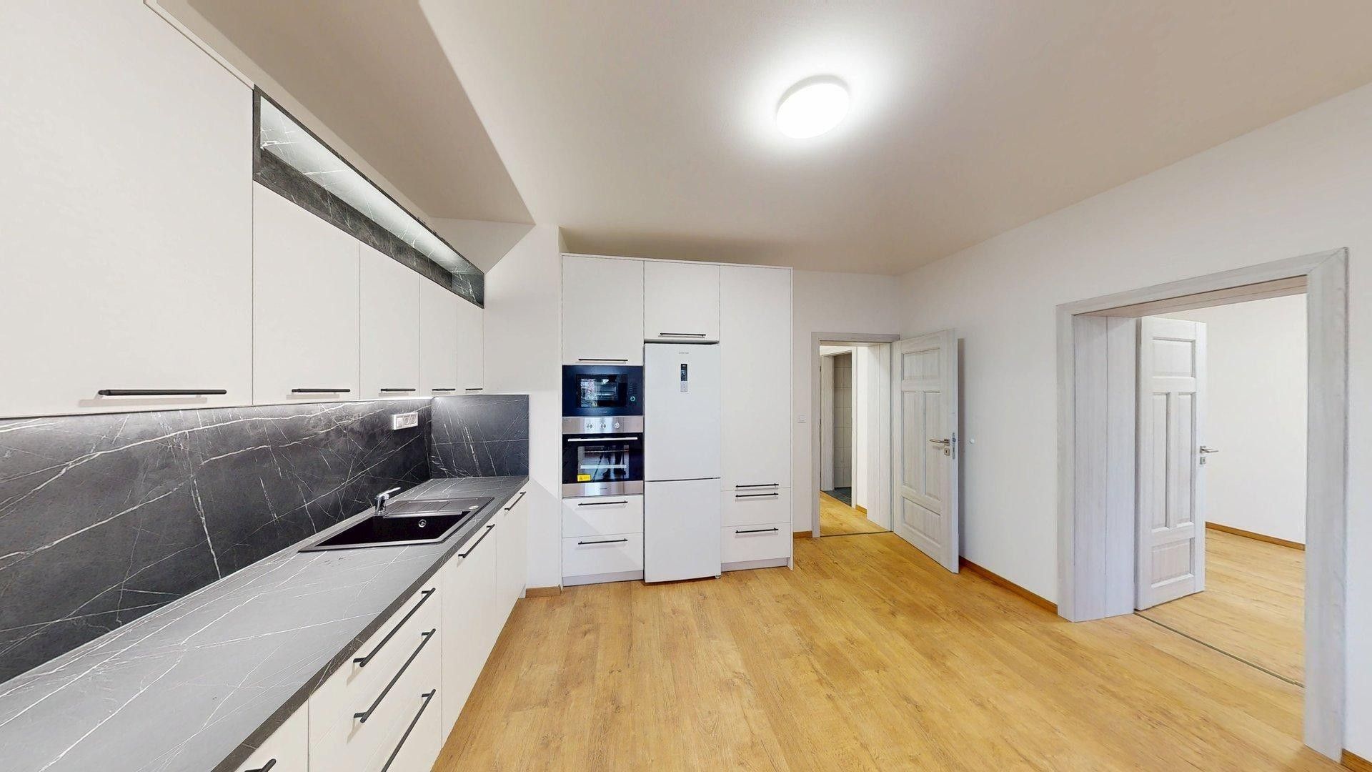 2+kk, Na Petynce  , Praha, 35 m²