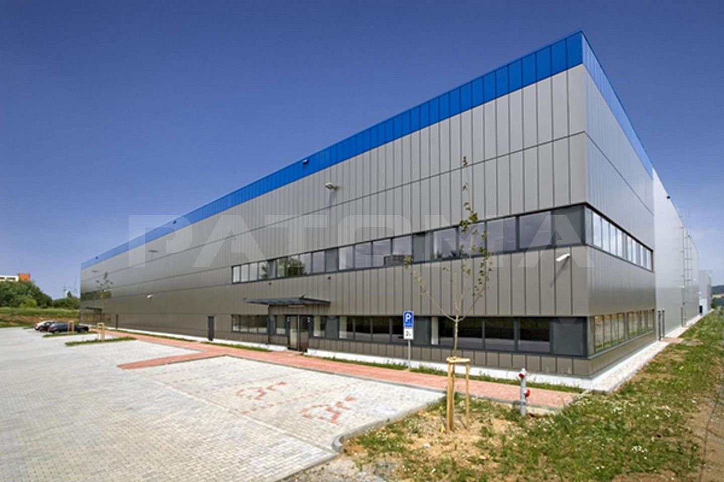 Sklad, 16 000 m²