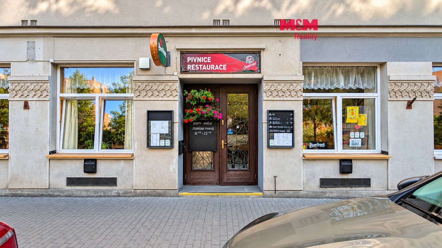 Restaurace, Pacovská, Praha, 324 m² - 1