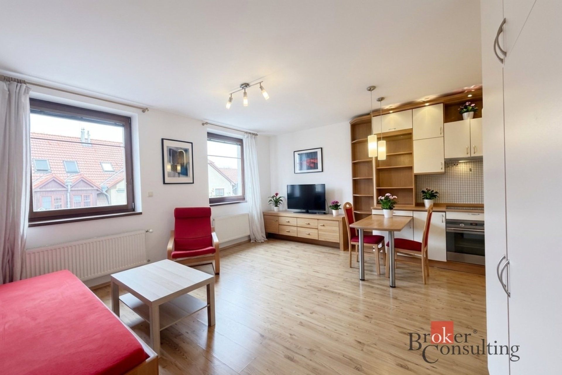 1+kk, Mezi Domy, Jesenice, 32 m² - 1