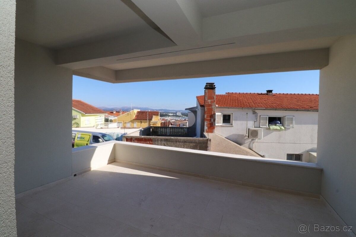 Prodej byt - 987 66, Zahraničí