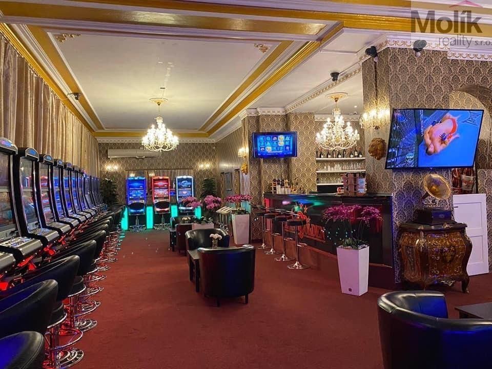 Pronájem restaurace - Masarykova třída, Teplice, 250 m²