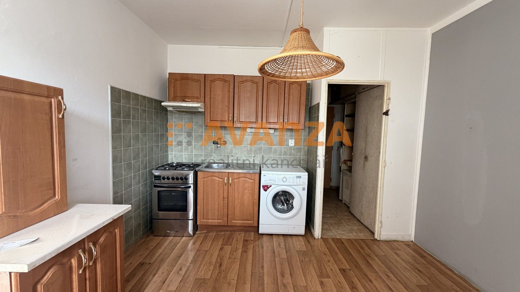 Prodej byt 2+kk - Jezdecká, Děčín - Děčín III-Staré Město, 35 m² - 2