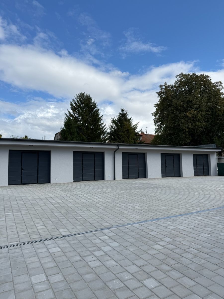 Garáže, Záhlinická, Hulín - Hulín, Zlínský kraj, 30 m² - 1