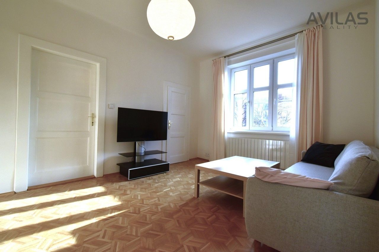 2+kk, Biskupcova, Praha, 57 m²