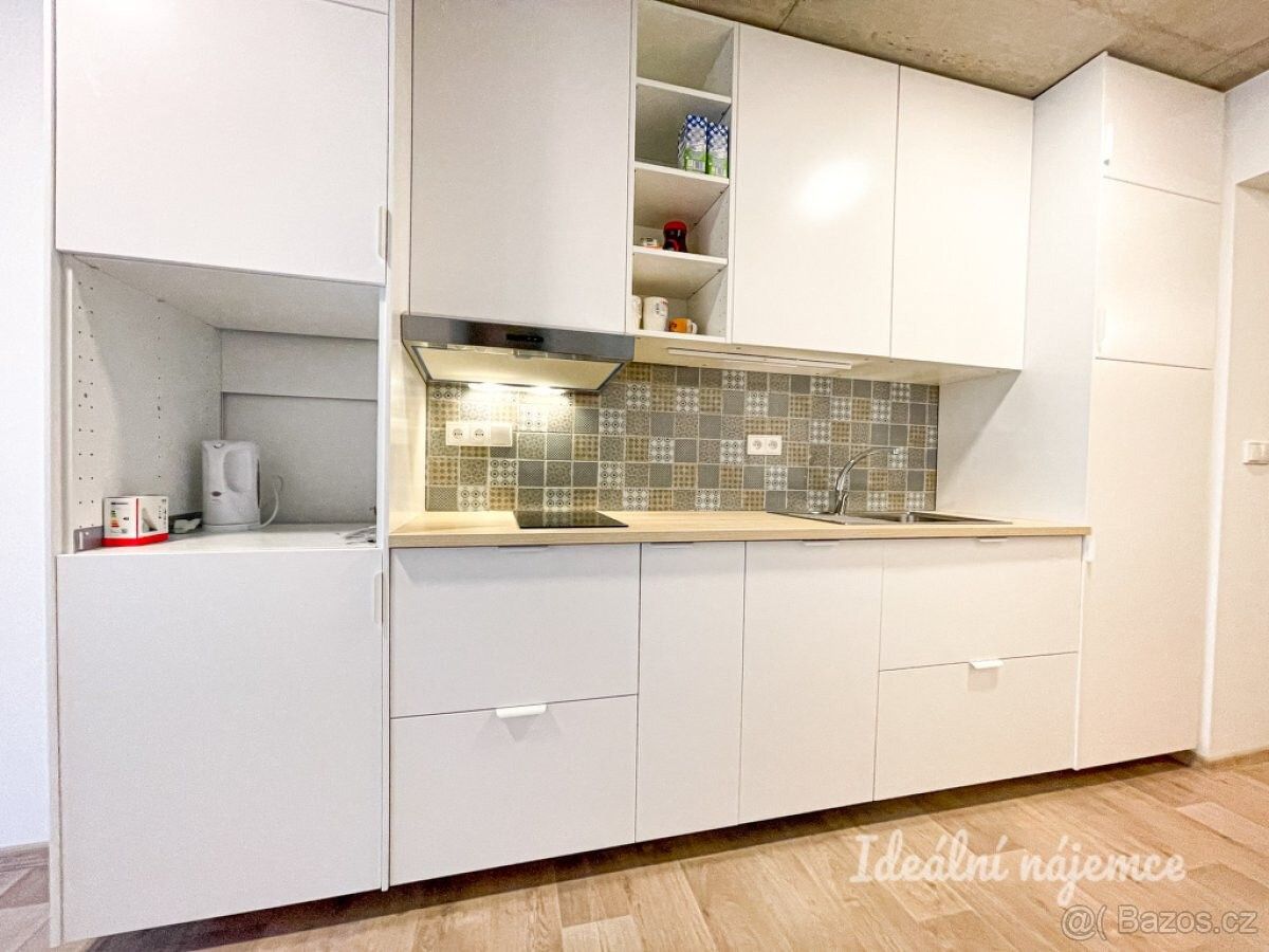 Byty, Brno, 635 00 - 1